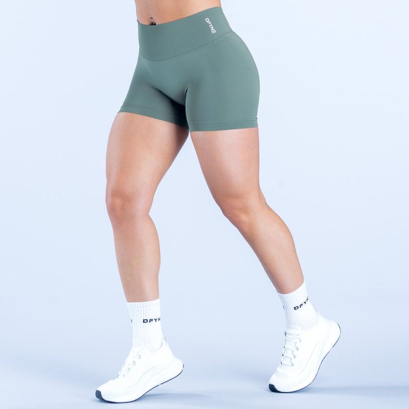 Defy Shorts | 4.5"