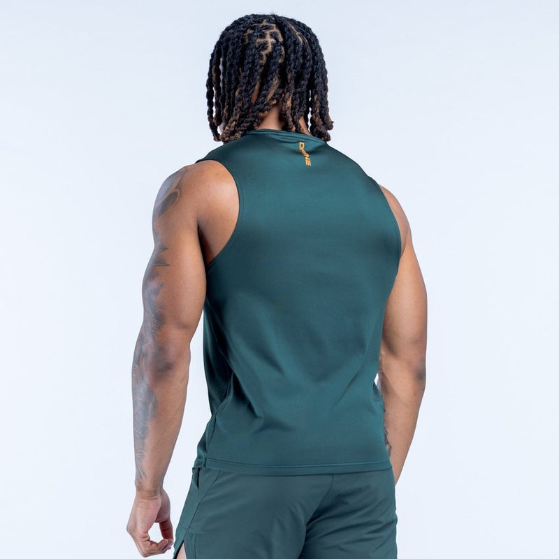 Unbound Tank